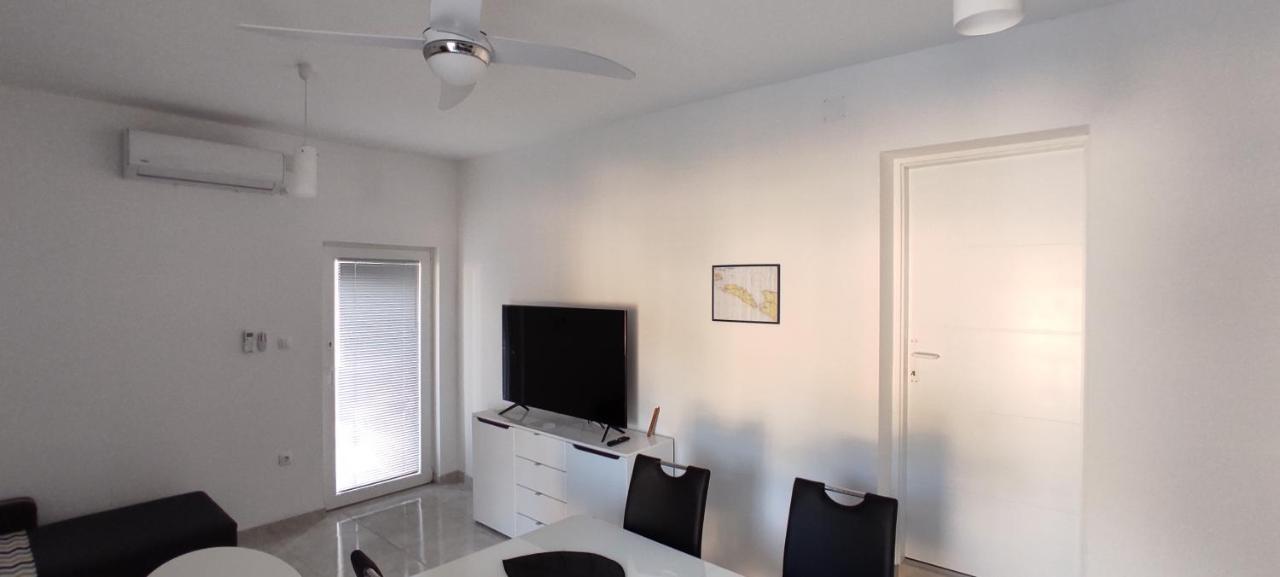 Apartment Zalo Donje Selo na Šolti Zewnętrze zdjęcie